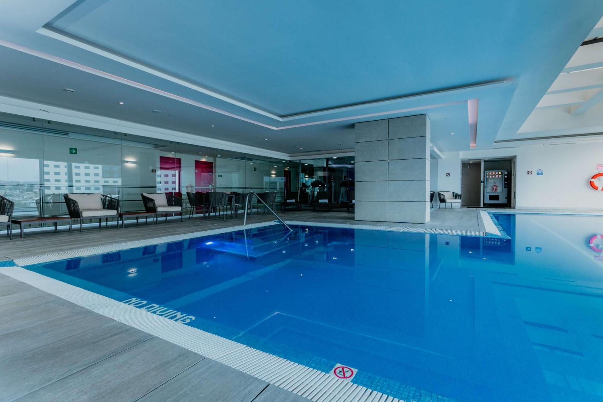 Hilton Garden Inn Silao Aeropuerto Bajio ภายนอก รูปภาพ